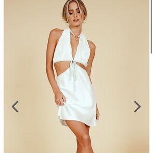 SOLD OUT VERGE GIRL Old Hollywood Halter Dress